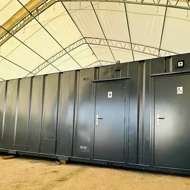 32x10ft CUSTOM Toilet Block For Sale