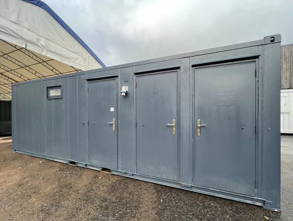 16x9 Ft Shower Block 4 Showers 2 Rooms For Sale