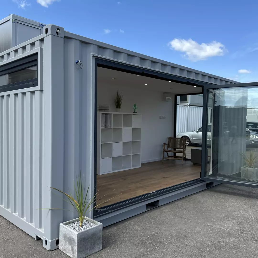 20x8ft Custom Shipping Container Conversion Portable Garden Office for Sale