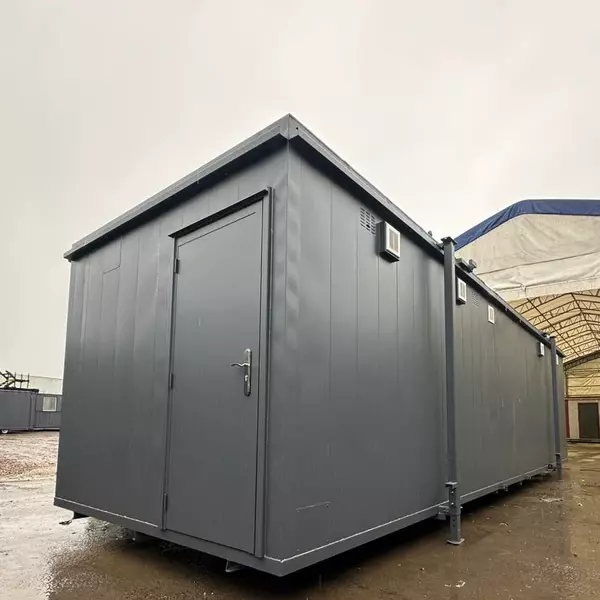 32x10ft CUSTOM Cabin 8 Bay Shower Block For Sale