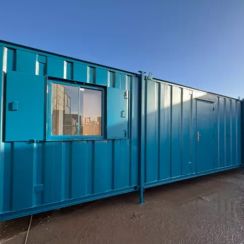 32x10ft Custom Cabin Shower/Changing And Toilet Block For Sale